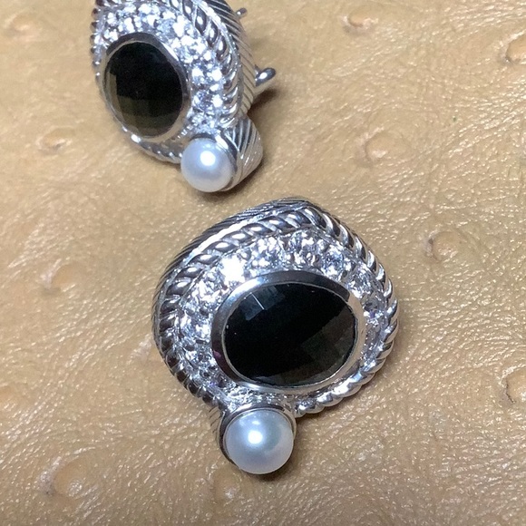 😍Judith Ripka Black Onyx & Pearl Earrings NWOT😍 - Picture 5 of 8